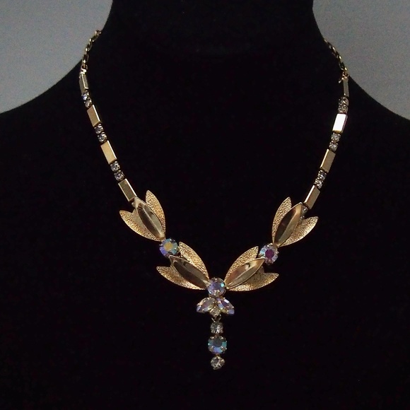 Vintage Jewelry - Vintage Glass Aurora Borealis Lariat Necklace